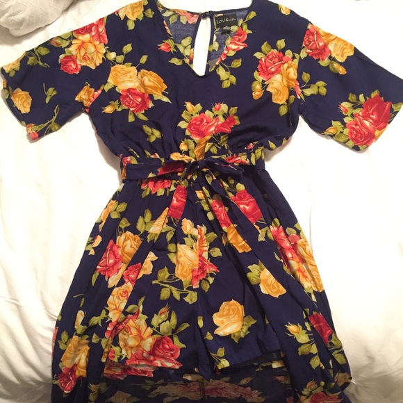 🚨SOLD OUT!🚨 - Picture 2 of 8